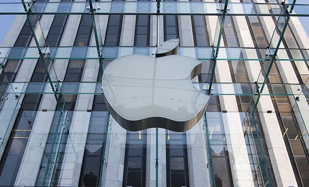 Apple Googleı da Karşısına Aldı