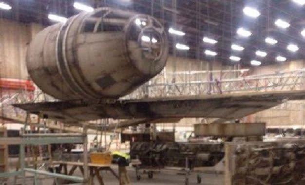 Star Wars Bölüm 7’de Millenium Falcon Olacak 16 starwarsbölüm7