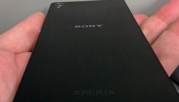 Sony Xperia Z3ün Beyaz Versiyonu Görüldü