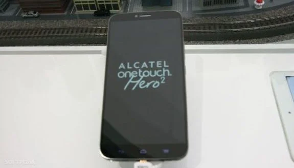 Alcatel OneTouch Hero 2 Resmi Olarak Tanıtıldı