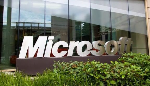 Microsoft CEOsu Çin Yetkilileriyle Görüştü