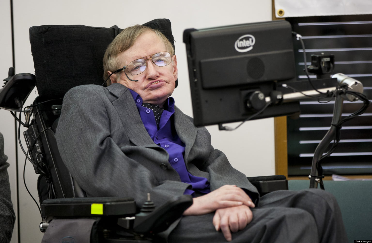 o STEPHEN HAWKING facebook1