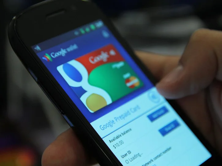 android pay rootlu cihazlarda calismayacak
