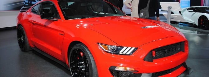 Ford Mustang Shelby GT 350 tanıtıldı