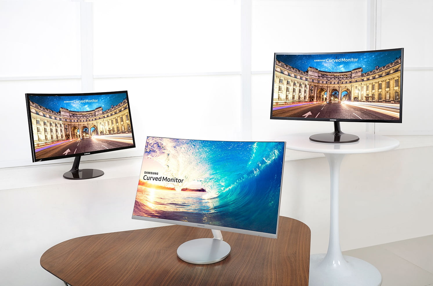 1468235729 CF591 CF390 Curved Monitors