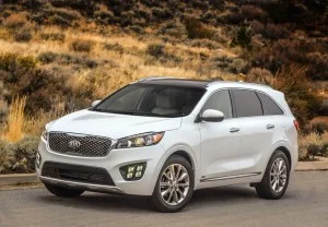 Kia Eski Araçlarını, Android ve iOS'la Tanıştırıyor 20 2017 Kia Sorento crossover SUV 04