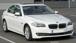 800px BMW 530d F10 front 1 20100821