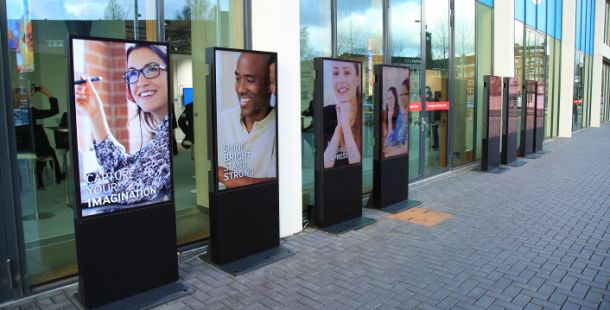 digital signage