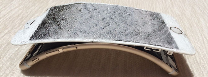 Koşu bandına düşüp yamulan iPhone! 1 yamulan iphone 1