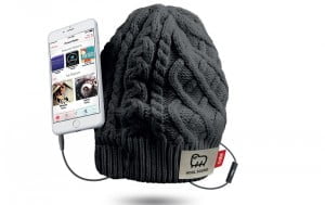 Sıcacık tutan teknolojik kulaklıklı bere 15 Kulaklikli Bere