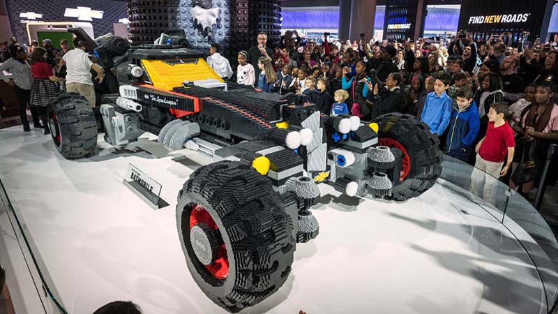 gerçek boyutlarda lego batmobile