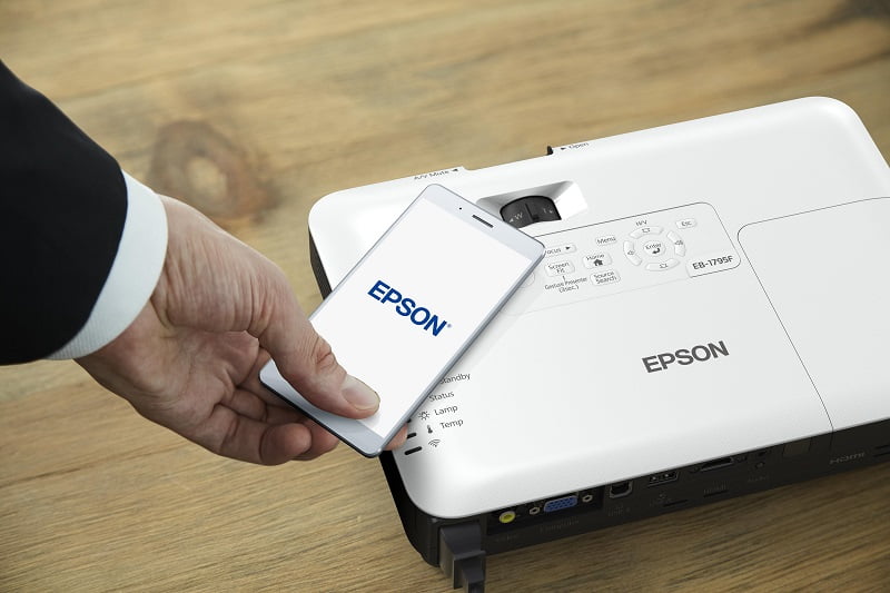 Epson EB 1795F lifestyle görsel 2