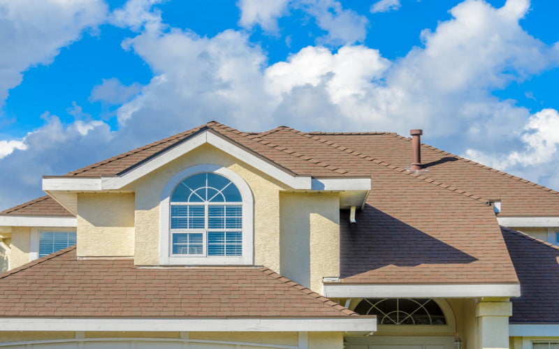 Elon Musk'ın "Güneş Çatısı" projesi çok yakında satışta 1 The roof of the house with ssss