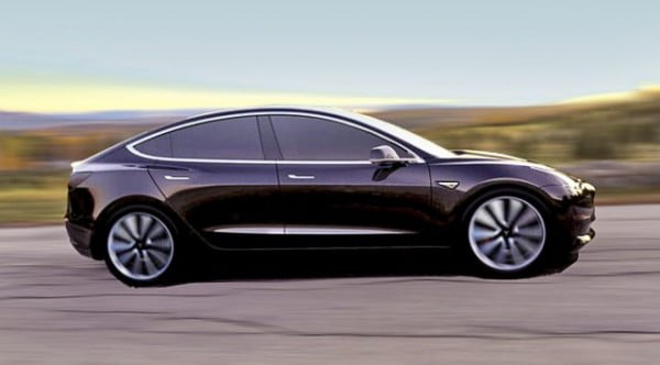Tesla3-at-speed-rfacing-proto-edit-640x354