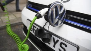 Volkswagen Elektrikli Otomobiller İçin Milyarlarca Euro Harcıyor