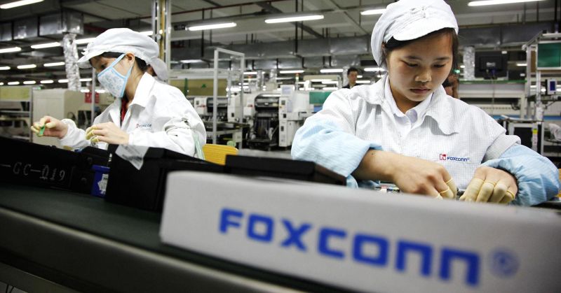 Foxconn Iphone Xin Üretiminde Yasadışı İşçi Çalıştırıyor