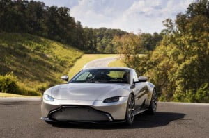 Yeni Aston Martin Vantage 2018in İlk Çeyreğinde Geliyor