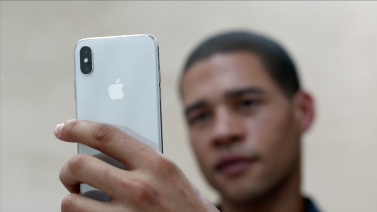 Apple iPhone 13 tamiri konusunda geri adım attı!