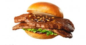 Hamburger ekmeği arası iki büyük bifteğe ne dersiniz? 16 ham1