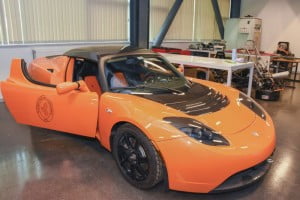 “Tesla Otoparkta Çürüyor” Haberine Cevap Geldi