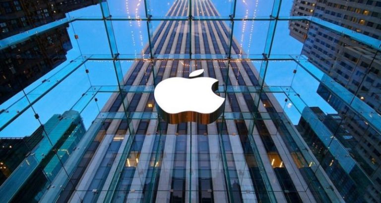 Apple katlanabilir iPhone’u 2020’de piyasaya çıkaracak!