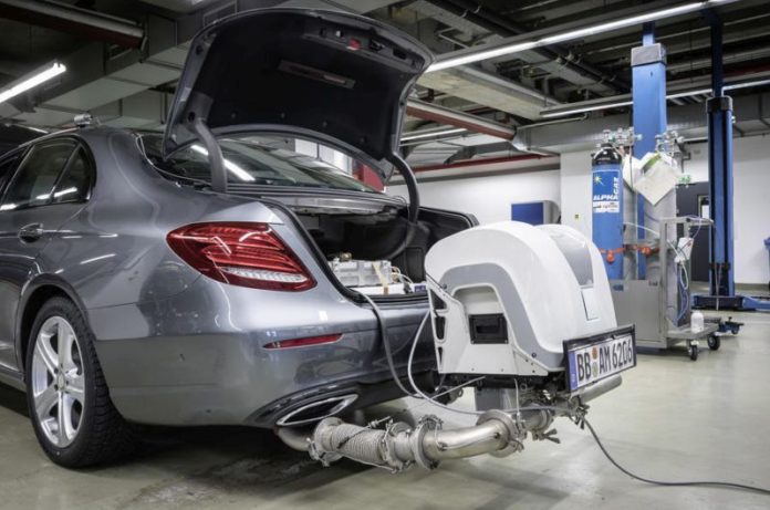 Daimler Ag Yeni Bir Emisyon Skandal Ile Kar Kar Ya Donan M G Nl