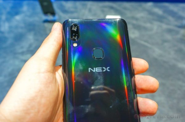vivo NEX S'in bütçe dostu versiyonu vivo NEX A tanıtıldı 2 vivo NEX A