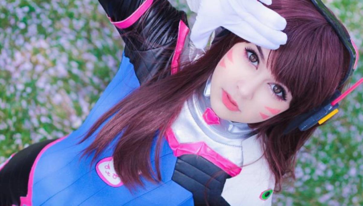 dva cosplayer using improvised headgear vandaleeninstagram 1671675