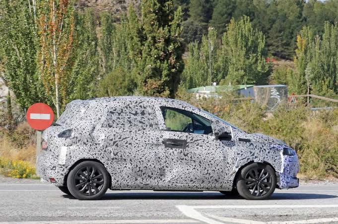 Renault Zoe 2 casus kameralara böyle yakalandı! 2 Renault Zoe 2