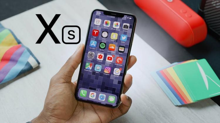 iPhone XS