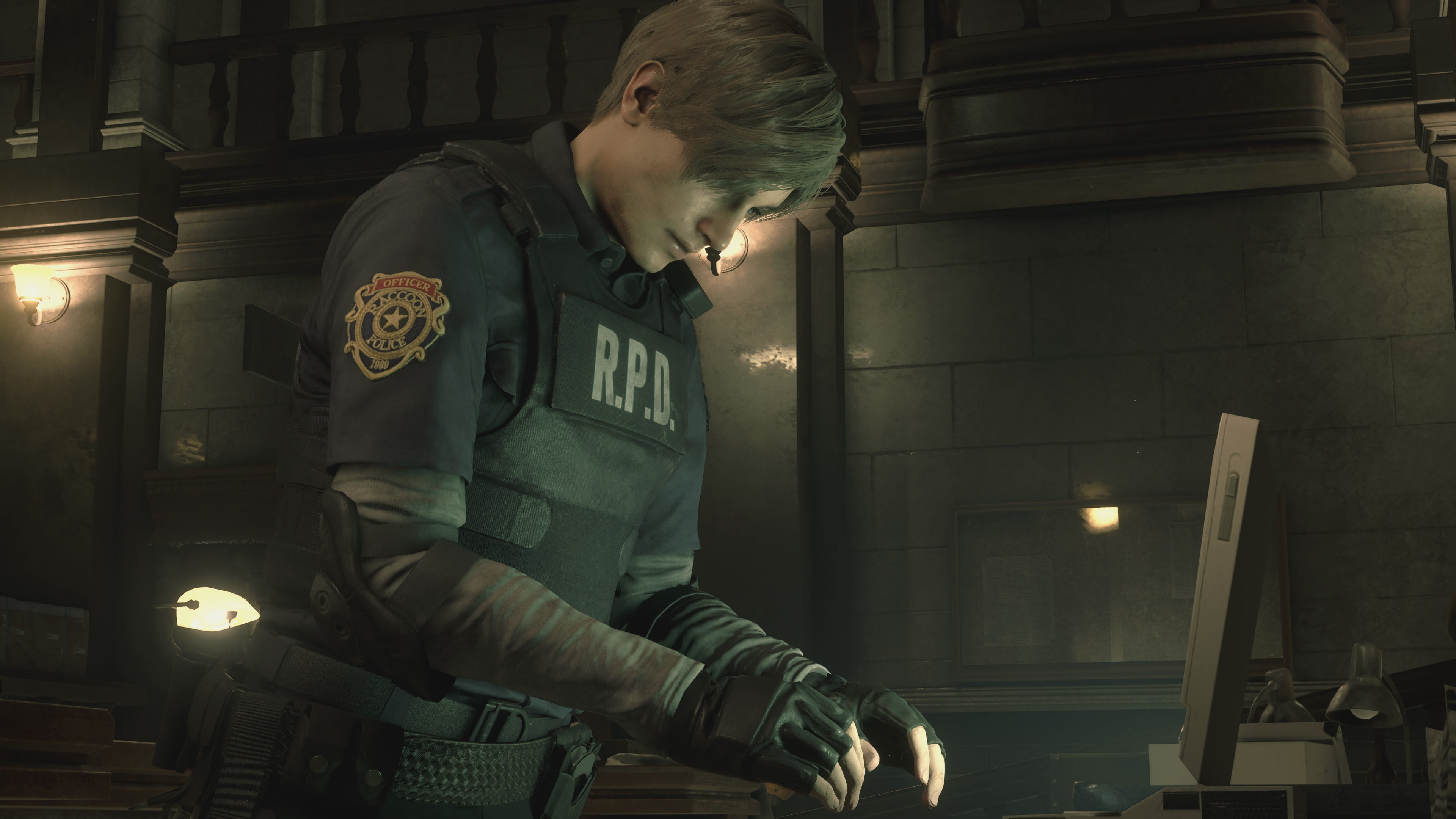 Resident evil 2 единорог. Resident Evil 2 Remake re4 Leon.
