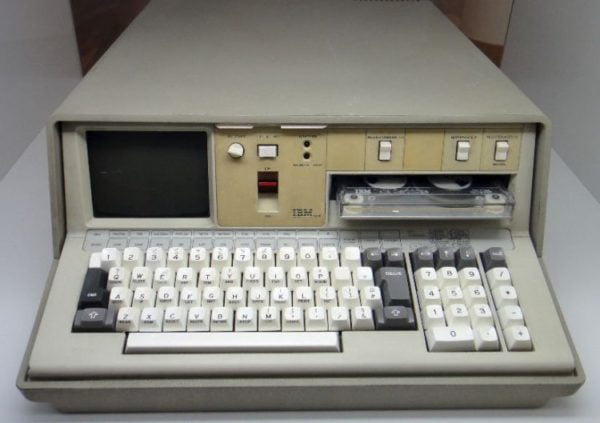 1975 IBM Taşınabilir Bilgisayar