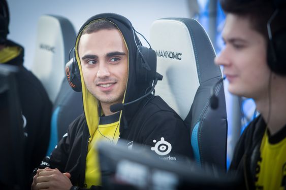 KuroKy – Kuro Takhsomi