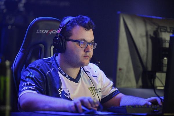 MinD ContRoL – Ivan Ivanov