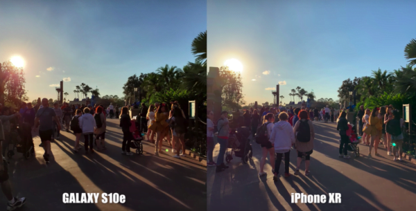 iPhone xr vs galaxy s10e 4