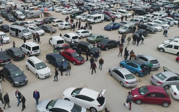 otomobil fiyatları düşecek mi