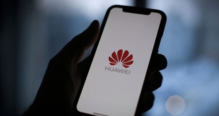 Huawei satışları büyük oranda düştü