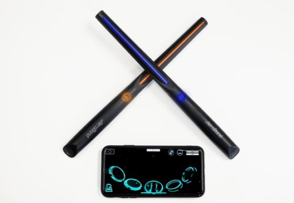 20 saniyede diş fırçalayıp air drum çalabilirsiniz: Encompass ve PocketDrum