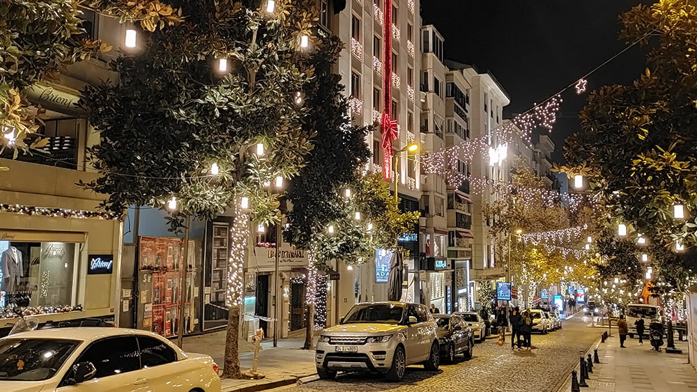 Oppo A9 kamera performansına örnek fotoğraflarla bakıyoruz