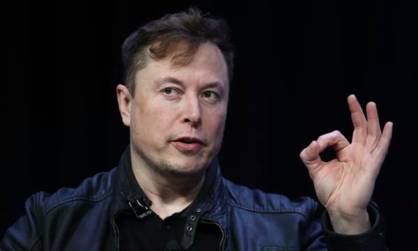 Elon Musk , Johnny Depp'in ilişki iddialarını reddetti