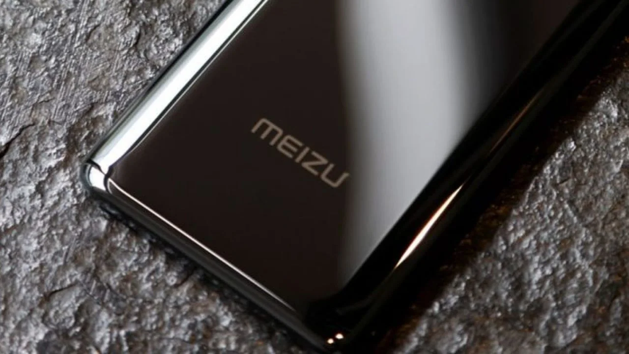 Meizu’ya dev talip! Eğer gerçekleşirse diğerlerinin işi zor 1 Meizu 17 3