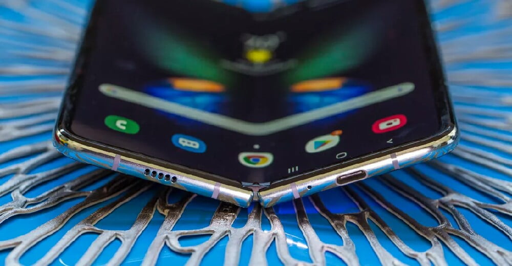Samsung’un katlanabilir ekranlı telefonları ne kadar sattı