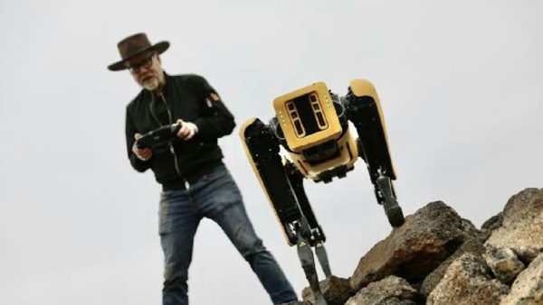 Robotlar Bir Gün Dünyayı Ele Geçirebilir Mi?