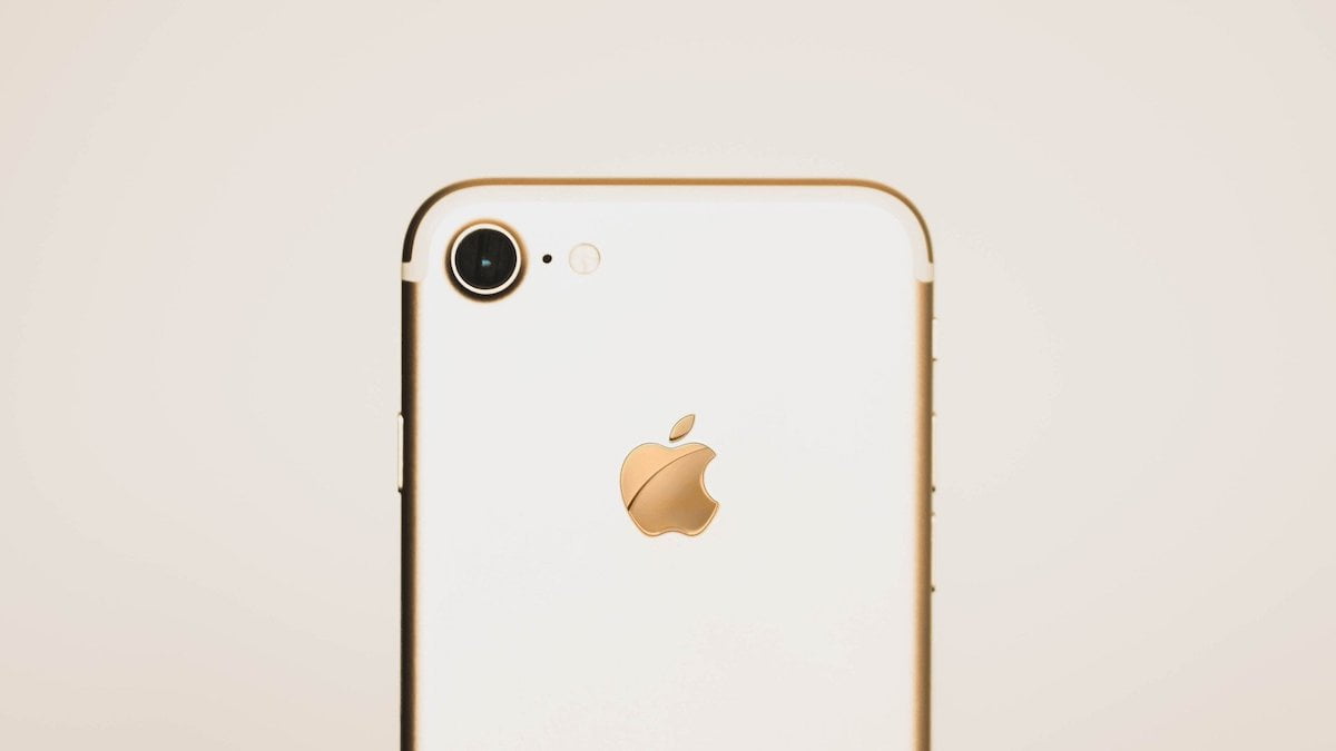 apple-iphone-logo-3-2.jpg