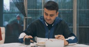 CZN Burak Özdemir öldü mü? Sosyal medya kazanı yine kaynıyor 34 ryhrherh