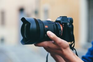 Sony FE 12-24mm F2.8 GM neler sunuyor? 20 FE 12-24mm F2.8 GM