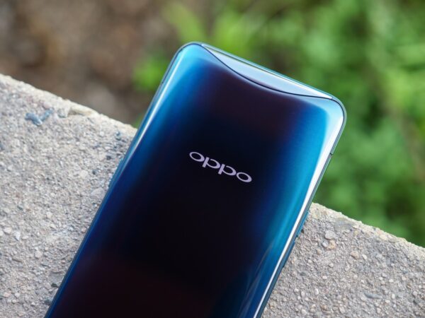OPPO 125W hızlı şarj