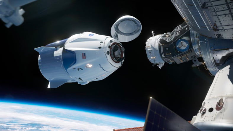 SpaceX özel Crew Dragon