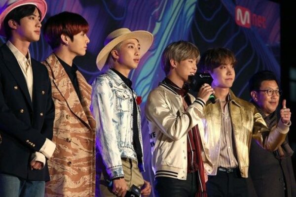 Güney Koreli müzik grubu BTS Youtube'da rekor kırdı