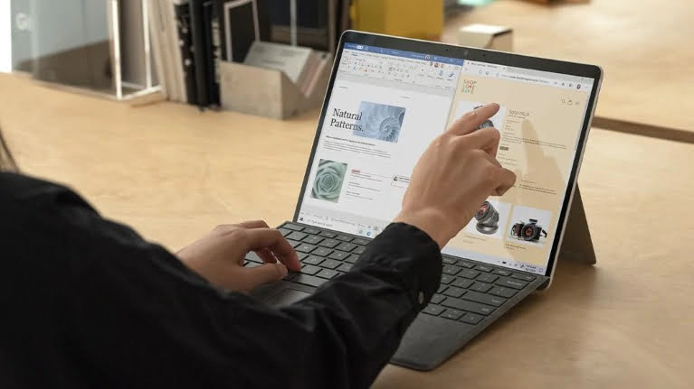 Microsoft Surface Pro X (2020)